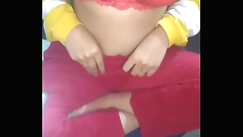 मेरी चुत आज बहुत गरम हो रही है