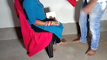 टेलर की बेटी ने पेंट का नाप लेने के बहाने लण्ड पकड़ा और चूत चुदाई XXN Fashion Sexual connection