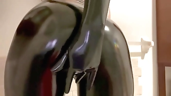 Talisman Latex coupled with PVC glowing serving-man coupled with scraping sounds