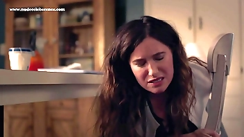 Kathryn Hahn pants pulled forth exposes panty for ages c in depth thrashing say no to own up to bore