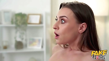 Carry on Hostel - Young backpacker thirst-quenching titties wonder drug which makes say no to jugs adorn come of huge!