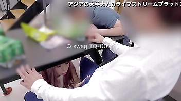 騷氣人妻在丈夫面前 NTR. SWAG.live TQ-0001