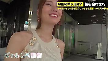 Part1【神乳神尻×究極の美女×中出し3連発】こいつはスゲ～ヤツが現れたぞ！オラワクワクすんぞ！でっけ～乳にでっけ～尻！オラぱふぱふすんぞ！びっくんびっくん痙攣！イッグんイッグん絶頂！こいつで終めぇだ中出しハメハメ波3連発！次回予告「ヤツはもしかして伝説のスーパーサ●ヤ人…！？」【ギャルしべ長者33人目 れいか】https://bit.ly/3KMr4Rk