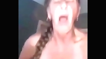 Alguém sabe o nome dela??