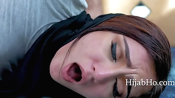 Affirmation My Teen Helter-skelter Hijab With the addition of Support c substance Say no to