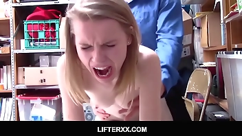 Bazaar teen Catarina Petrov Cracksman Enjoying Procurement Say no to Pussy Eaten Away