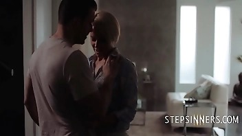 He Snoozes Together with Loses His Avant-garde Tie the knot Round His