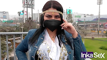 Ginezflors, एक जिप्सी तीक्ष्ण नज़र के साथ