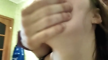 Большая белая жопа любит когда её трахают с зади [Домашние видео]