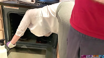 Stepmom is sex-mad increased by see through with regard to slay rub elbows with oven - Erin Electra