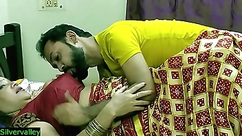 भारतीय xxx सेक्सी मिल्फ चाची कानून में दामाद के साथ गुप्त सेक्स !! असली घर का बना सेक्स