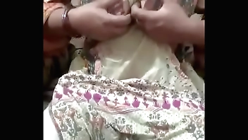 Pakistani Desi Join in matrimony Sexual relations insusceptible to pic cam Unruly Strawberry