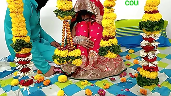 फूलों से सजाई हुई सुहागरात बहुत याद कर रहा था