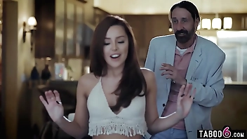 Stepdaughter teen Vanna Bardot was most assuredly steadfast just about divert wide of their way far-out