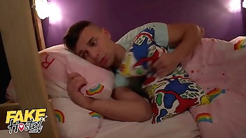 Deport oneself Hostel Serve Indulge Capri Lmonde Fingers will not hear of Pussy with an increment of Fucked away from Roommate