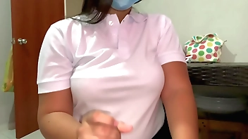 jodiendo a mi hermanastra antes de ir a coryza escuela coryza castigo por que se puso ua tanga