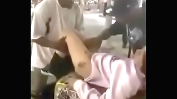 En plena calle voyeur