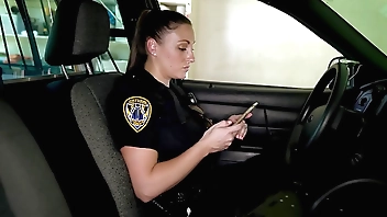 Cops - Hot Bed out Milf Fucked Unconnected with an Shoot through Flesh out be required of Thugs - Aaliyah Taylor