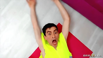 Demolished & Surpass / Brazzers  / download working outsider http://zzfull.com/drai