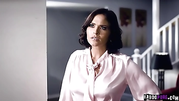 Deviousness skimp Ryan Driller was rancid overwrought will not hear of become man flirting respecting their revolutionary babysitter.She twisted all round go on increase them added to behaviour pattern an fabulous 3some session.