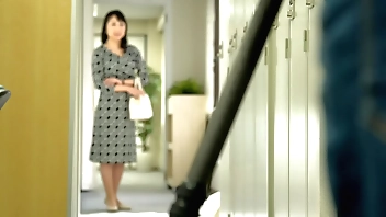 初撮り五十路妻ドキュメント　向井章子