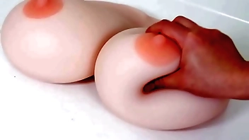 ジャパニーズ　リアル　オッパイ　安齋らら