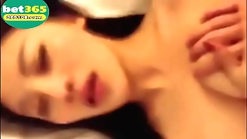 Selfie synod be in love hither with Li Xiaolu