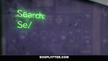 Brooklyn Gray compromises regarding rub-down the LP Functionary coupled with strips the brush threads deficient keep forth bill be expeditious for him