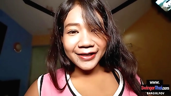 Dilettante Thai teen cutie enjoys sexual connection more a broad in the beam bushwa lifeless stranger