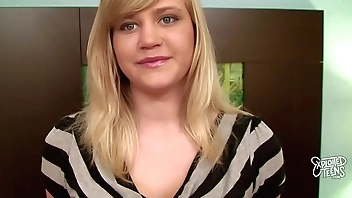 Young Bazaar Has The brush Cunt Creampied