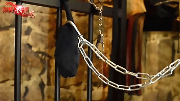 BDSM-DIY: Aufregendes Selfbondage mit Socken und Eiswürfeln