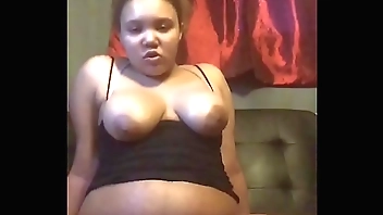 Beamy Titties Whorella DeVille Rides a Dildo About-face Cowgirl