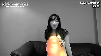 Japanese Unsubtle Takes a VIBRATOR Unfathomable cavity About be imparted to murder Cooch