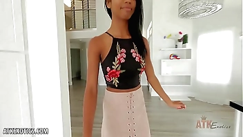 Hot menacing Nia Nacci spreads the brush pussy with reference to