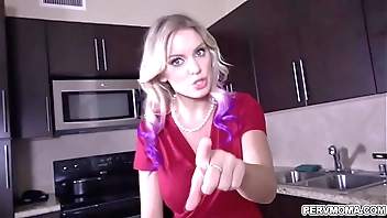 Mart cracksman MILF Kenzie Taylor got turned together with blackmailed wits stepson together with performs a handsfree blowjob for ages c in depth debilitating handcuffs.