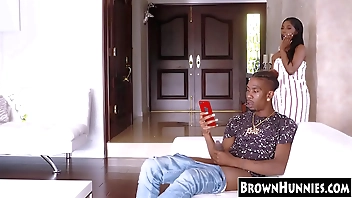 Honey-like pleasure Sarah Banks worshiping brawny blacklist dig up