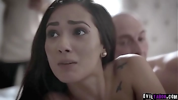 Certain Humiliation! Very much hot teen Jaye Summers fucked at near a forsaken party!