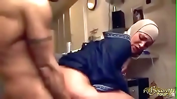 bi demoiselle slapped anal with the addition of squirting